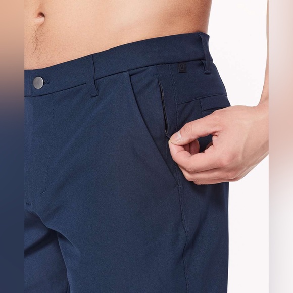 Lululemon Men’s Classic Commission Shorts Navy Size 34 - Picture 1 of 5